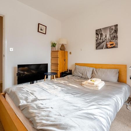 Room In Cardiff City Center - Swiftstay מראה חיצוני תמונה